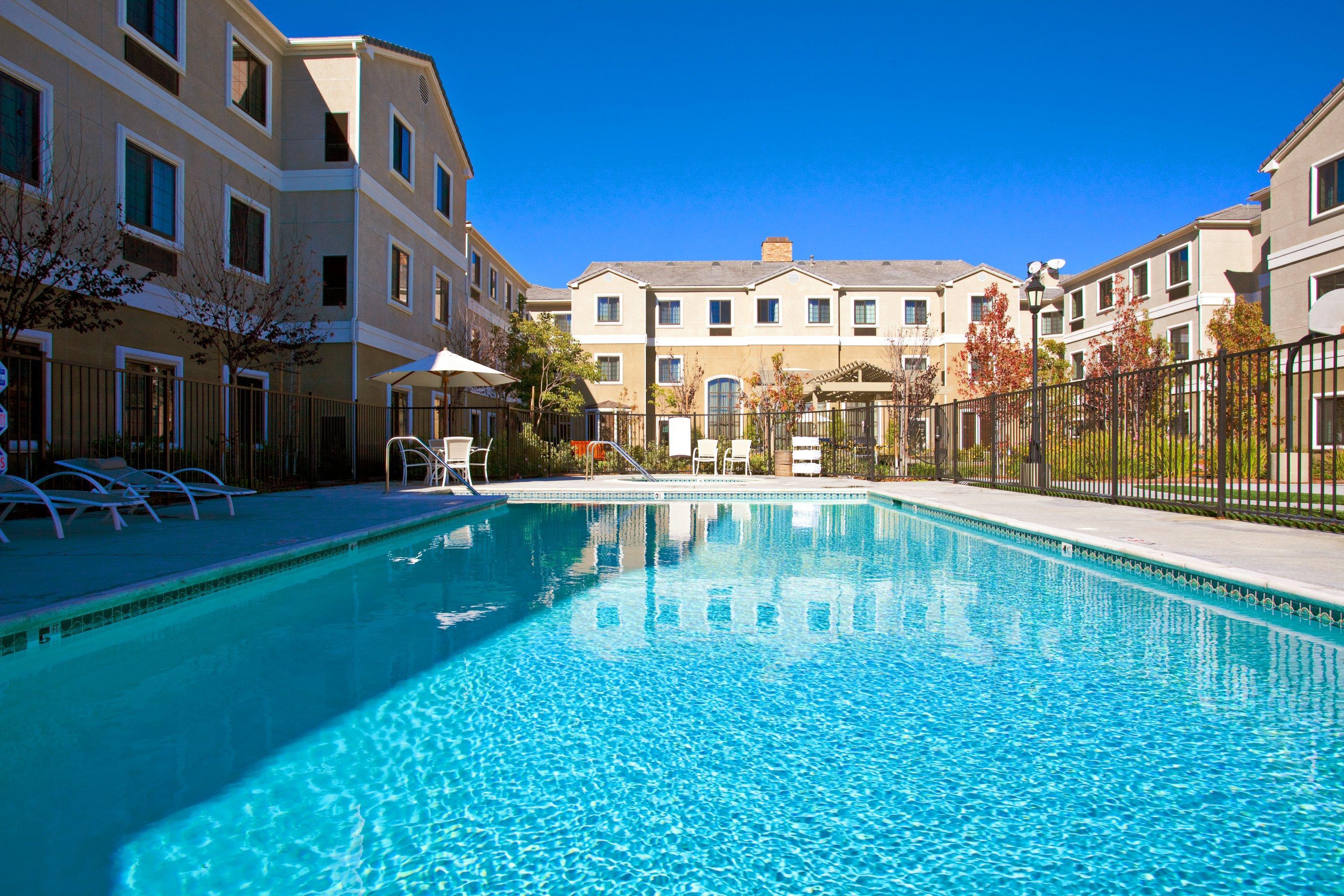 Staybridge Irvine East/lake Forest By Ihg Hotel 2*
