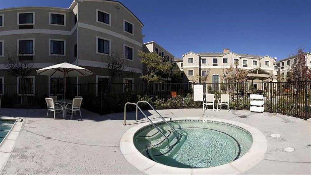Staybridge Irvine East/lake Forest By Ihg Hotel