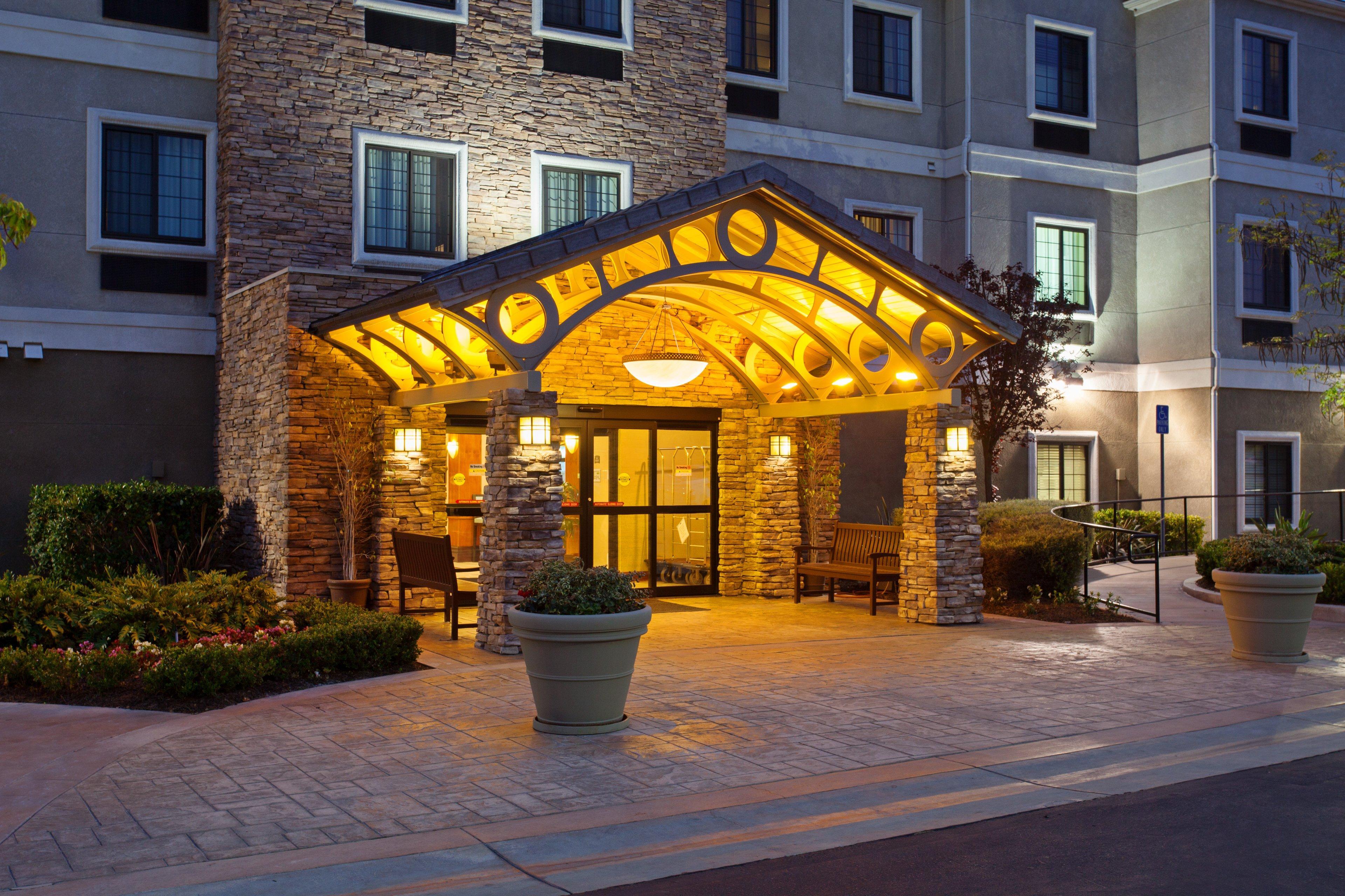 Hotel Staybridge Irvine East/lake Forest By Ihg 2*